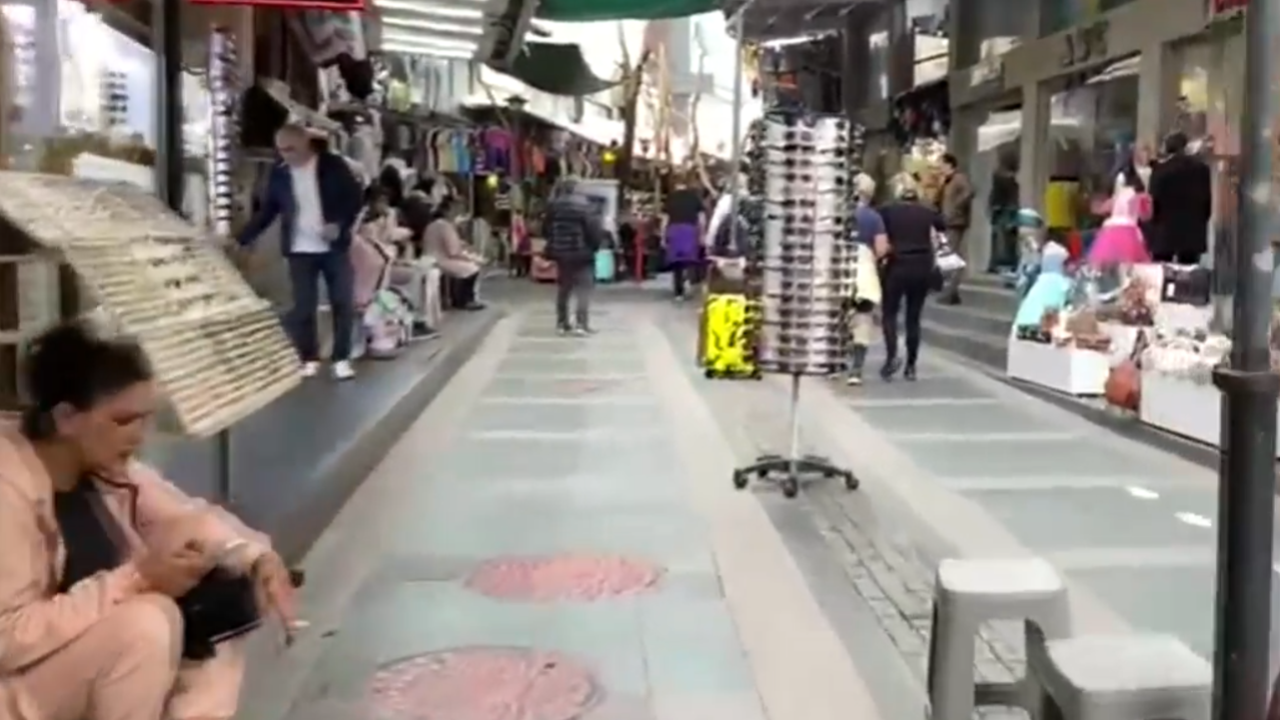 Antalya Serik&#039;te 4.9 Büyüklüğünde DEPREM! Derinlik ve Merkez Üssü Belli Oldu