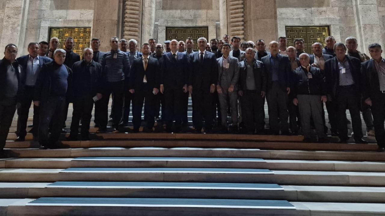 Ayvacıklı Muhtarlar Gazi Meclis’te! Vekil Gider’den Tarihi Salonlarda Yasama Süreci Bilgilendirmesi