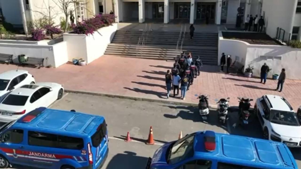 Bakan Yerlikaya Duyurdu: 14 ilde 156 göçmen kaçakçılığı organizatörü yakalandı