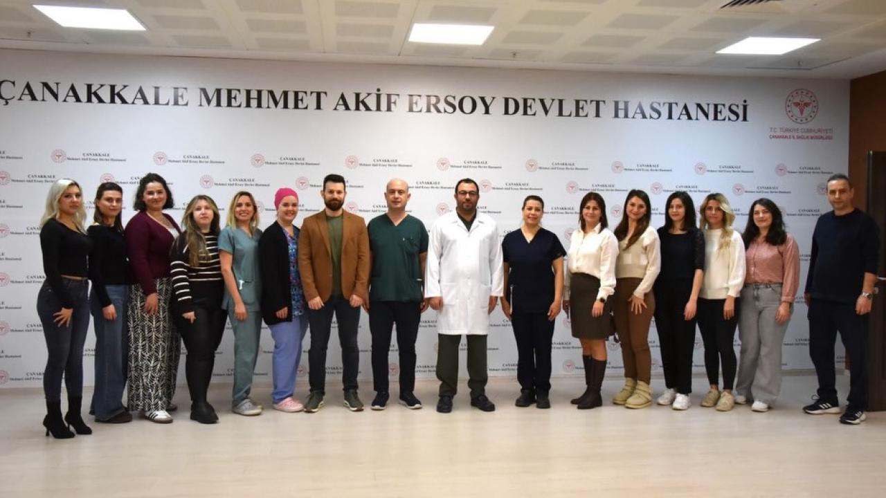 Çanakkale'de Ameliyathane Hemşireliğinde 12. Dönem Mezunları Sertifikalarını Aldı