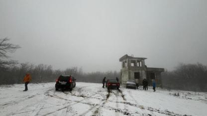 Çanakkale’ye mevsimin ilk karı düştü