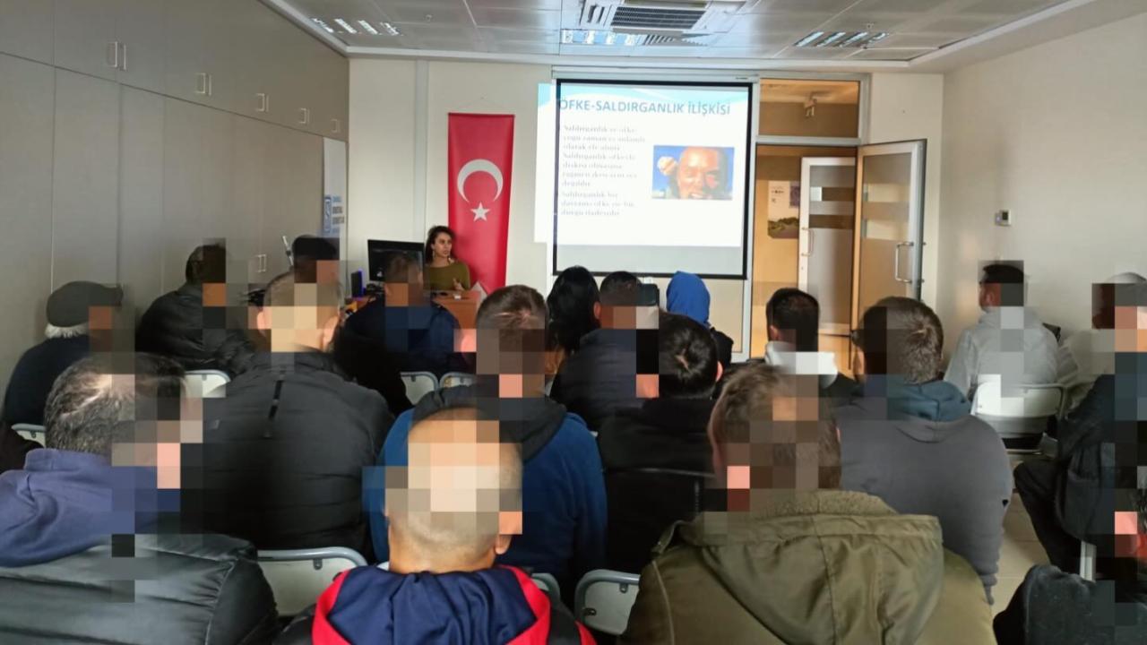 Denetimli Serbestlik Yükümlülerine &quot;Öfke Kontrolü&quot; Semineri