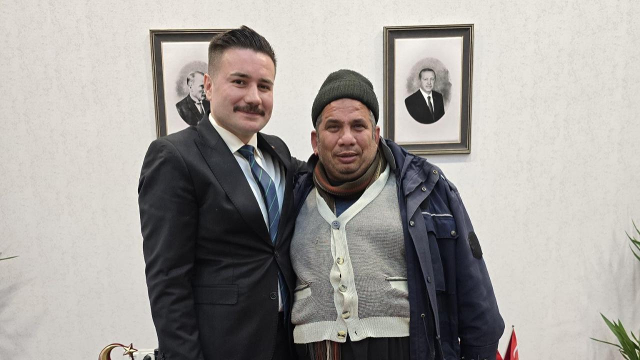 &quot;Engelin Sadece Zihinlerde Olduğu Bilinciyle...&quot; Gökçeada Kaymakamı Osman Acar&#039;dan 3 Aralık İçin Duygu Yüklü Mesaj!