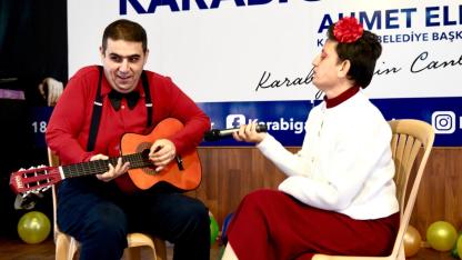 Engeller Sevgiyle Aşılıyor: 'Onlar Bizim Canlarımız!' Özel Bakım Merkezi Sakinleri Büyüledi