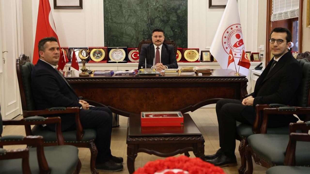 Gökçeada’da Sağlık Hizmetlerine Yeni Soluk: Başhekim Op. Dr. Emre Arıkan Göreve Başladı