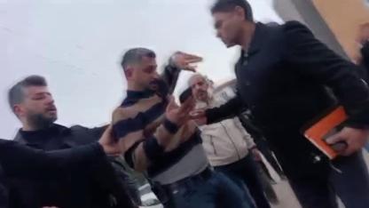 Görevini Yapan Anadolu Ajansı Muhabirleri Tekme ve Yumruklarla Darbedildi! İşte Adıyaman'daki Olayın Detayları!