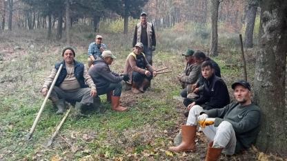 Hacıpehlivan Köyü’nde Ecdada Vefa: Mezarlıklar İmece Usulü Temizlendi