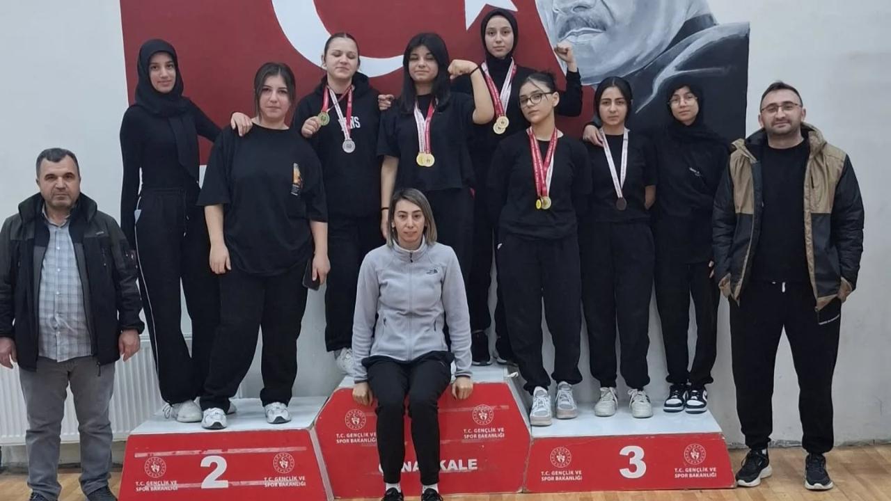 Kalkım ÇPAL bilek güreşinde fark yarattı