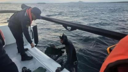 Bozcaada'da Zıpkın Avına Çıkan Tekne Karaya Oturdu: Sahil güvenlik harekete geçti