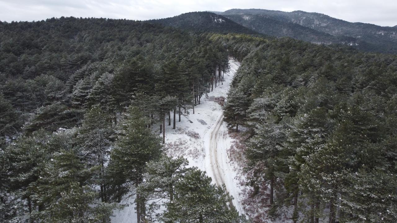 Kazdağları Beyaz Gelinliğini Giydi! Muhteşem Görüntüler Ortaya Çıktı: Kar Yağışı Başladı