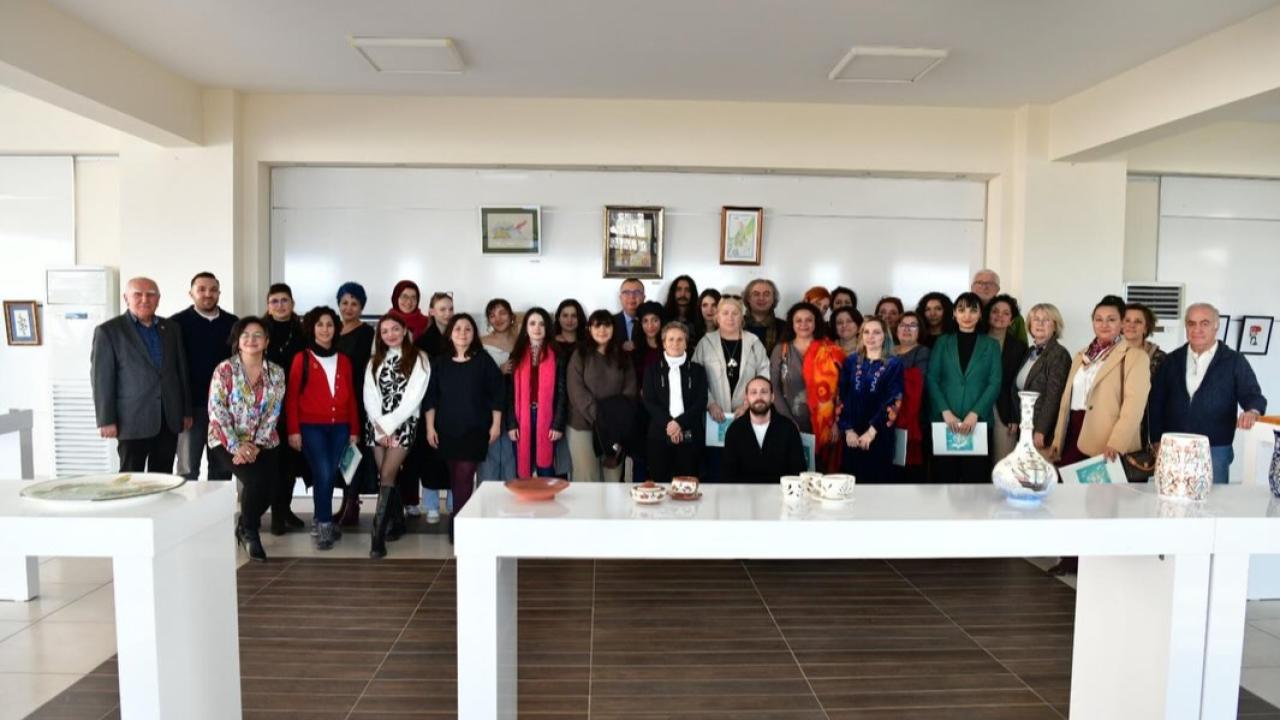 Kepez’de Sanat Rüzgarı! Genç Yetenekler Geleneksel Mirasımızı Geleceğe Taşıyor