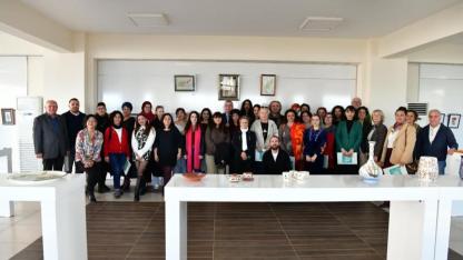 Kepez’de Sanat Rüzgarı! Genç Yetenekler Geleneksel Mirasımızı Geleceğe Taşıyor