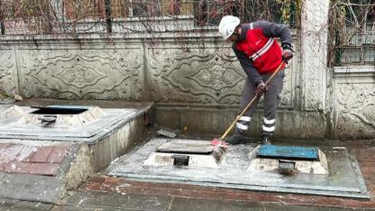 Kepez’de yeraltı konteynerlerinde kapsamlı temizlik