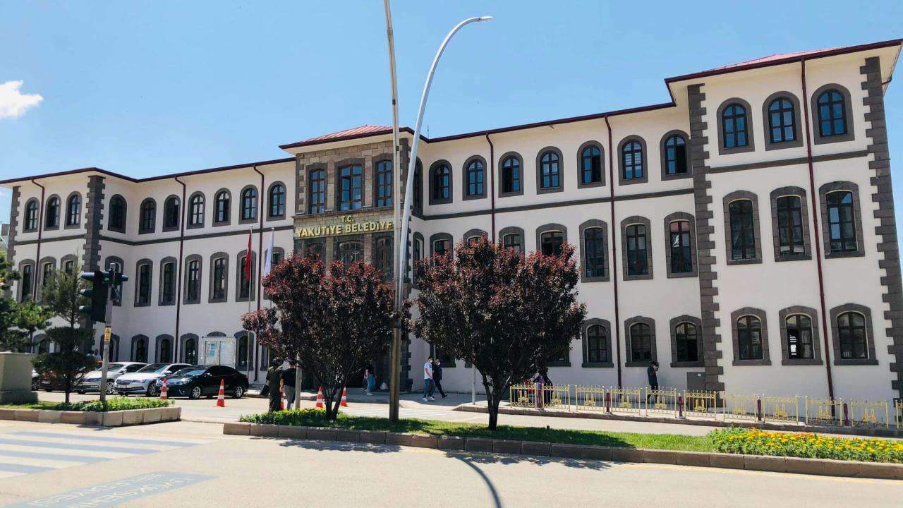 KPSS P3/P93&#039;ten 70 Alanlar Dikkat! Yakutiye Belediyesi 11 Memur/Veznedar Alacak! Son Başvuru Tarihini Kaçırmayın