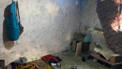 Kümeste yaşamaya mahkum edilen çocuklar kurtarıldı