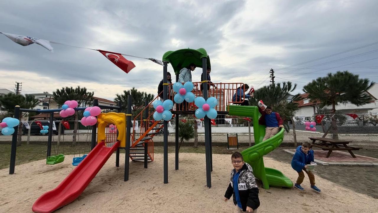 Lapseki Dalyan Mahallesi’nde Dursun Eroğlu Parkı açıldı