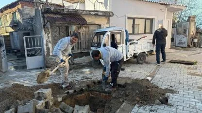 Lapseki’de altyapı ve üstyapı çalışmaları hız kesmeden sürüyor