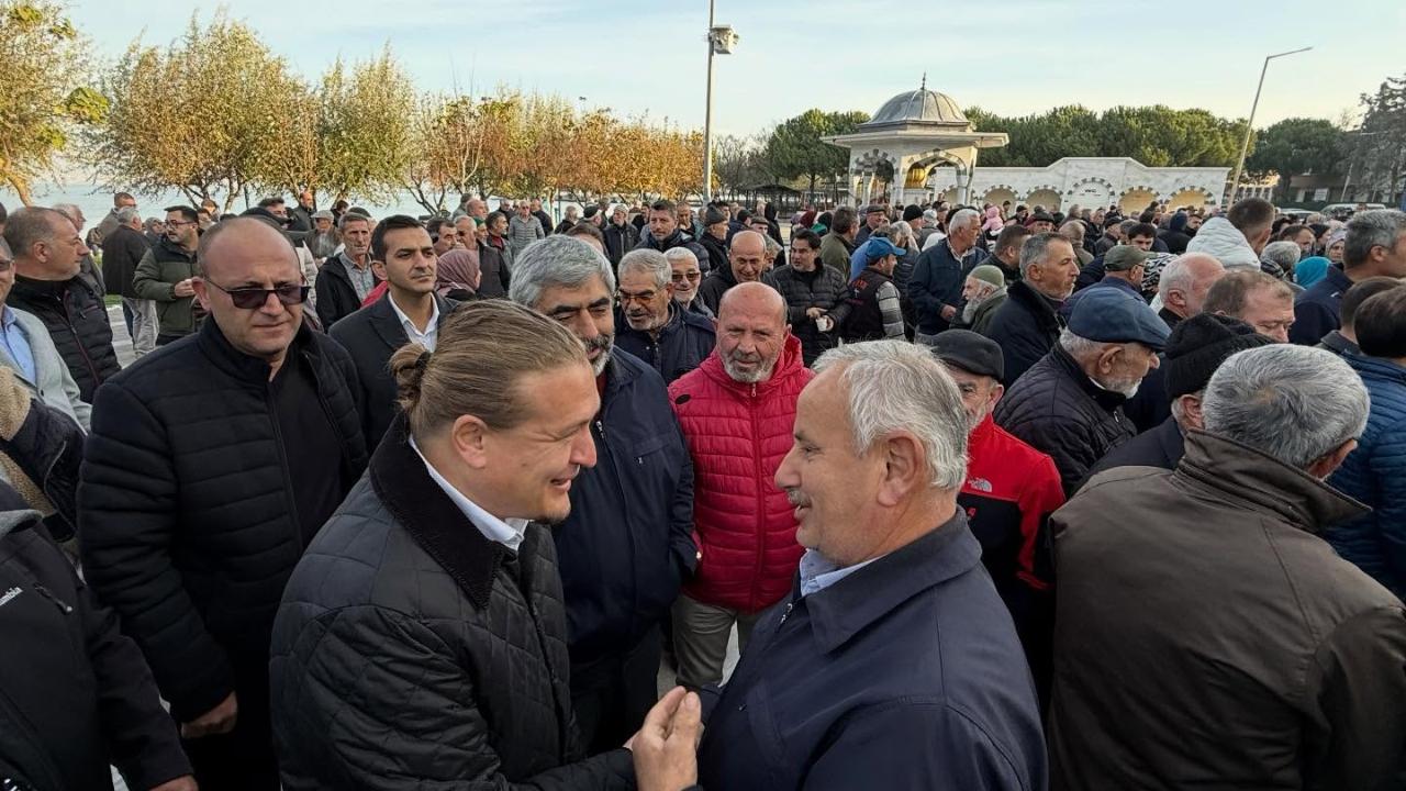 Lapseki&#039;de Umre yolcularına dualı uğurlama