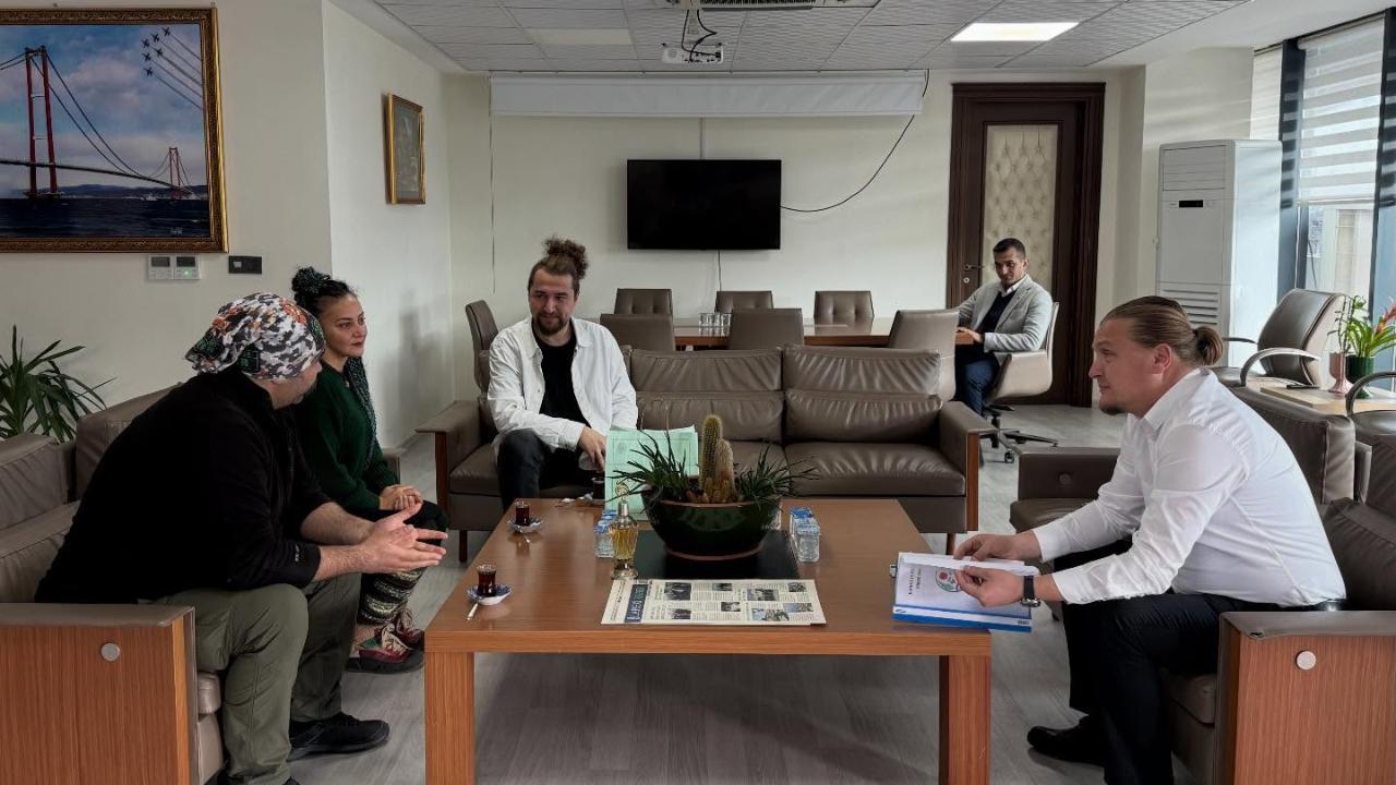 Lapsekililer, Başkan Öztürk&#039;ü ziyaret etti