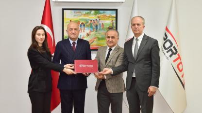 Kalkım Belediyesi'nden Dev Hamle: Spor Salonu ve Futbol Sahası Yatırımı İçin İmzalar Atıldı!