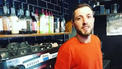 Çanakkale'de tıra çarpan sürücü hayatını kaybetti