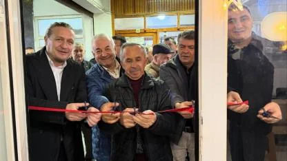 Ateş Çiçekçilik, Lapseki'de açıldı