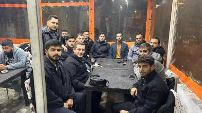 AK Parti Çanakkale İl Gençlik Kolları’ndan Mahalle Çıkartması