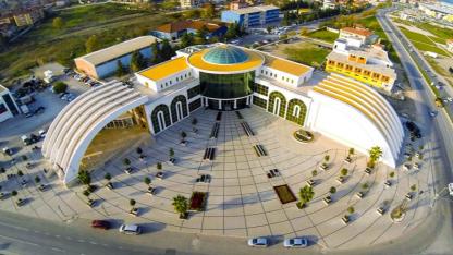 Sakarya Serdivan'da 5 Yıl Tecrübe Şartıyla Dev Restoran Alanı Açık Artırmayla Kiraya Veriliyor