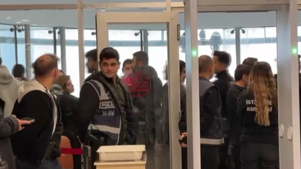 SON DAKİKA! FUTBOLDA ŞİKE VE BAHİS ŞOKU: Mert Hakan Yandaş, Metehan Baltacı ve Eski Başkan Murat Sancak Dahil 20 İsim TUTUKLANDI!