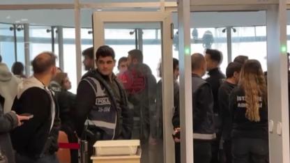 SON DAKİKA! FUTBOLDA ŞİKE VE BAHİS ŞOKU: Mert Hakan Yandaş, Metehan Baltacı ve Eski Başkan Murat Sancak Dahil 20 İsim TUTUKLANDI!