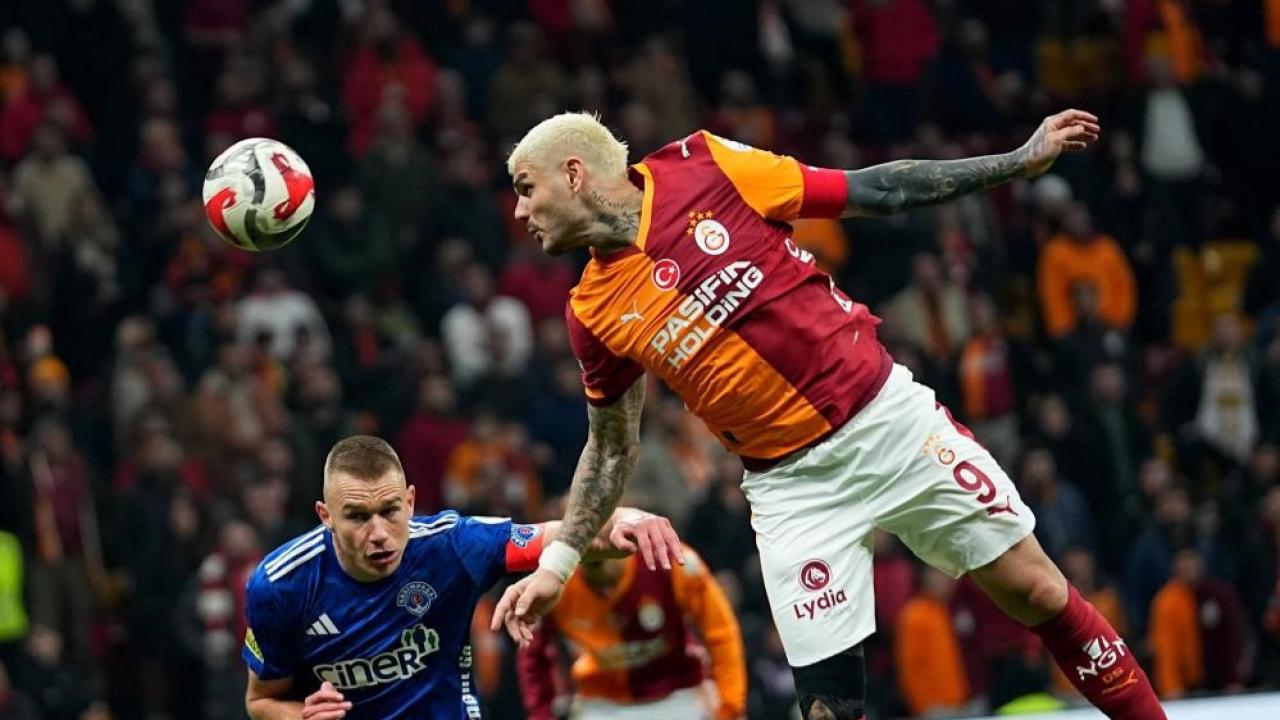 Süper Lig'de İlk Yarı Bitti, Rakamlar Konuştu! Galatasaray ve Fenerbahçe Arasında İnanılmaz Eşitlik: Gol Krallığında Sürpriz İsim!
