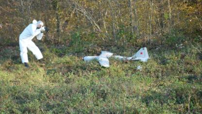 Tarlaya İHA düştü, köylü 3 gün boyunca başında bekledi!