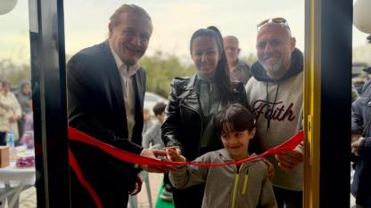 Yasemin Cafe & Fast-Food Lapseki'de açıldı