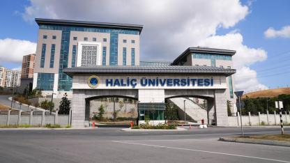Akademisyenler dikkat! Haliç Üniversitesi'nden dev kadro ilanı! İşte başvuru şartları