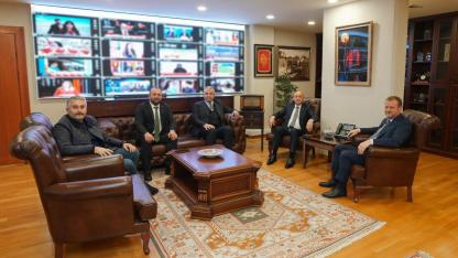 Ankara’da Karabiga Rüzgarı! Milletvekili Ayhan Gider ve Başkan Elbi’den Üst Düzey Temaslar