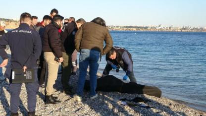 Antalya Konyaaltı'nda Oltaya Ceset Takıldı: 23 Yaşındaki Gencin Cansız Bedeni Denizden Çıkarıldı
