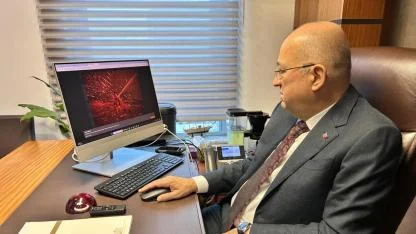 Ayhan Gider’den Çok Konuşulacak Fotoğraf Oylaması: "Ateşin İçindeki Kahramanları Unutmadık!"