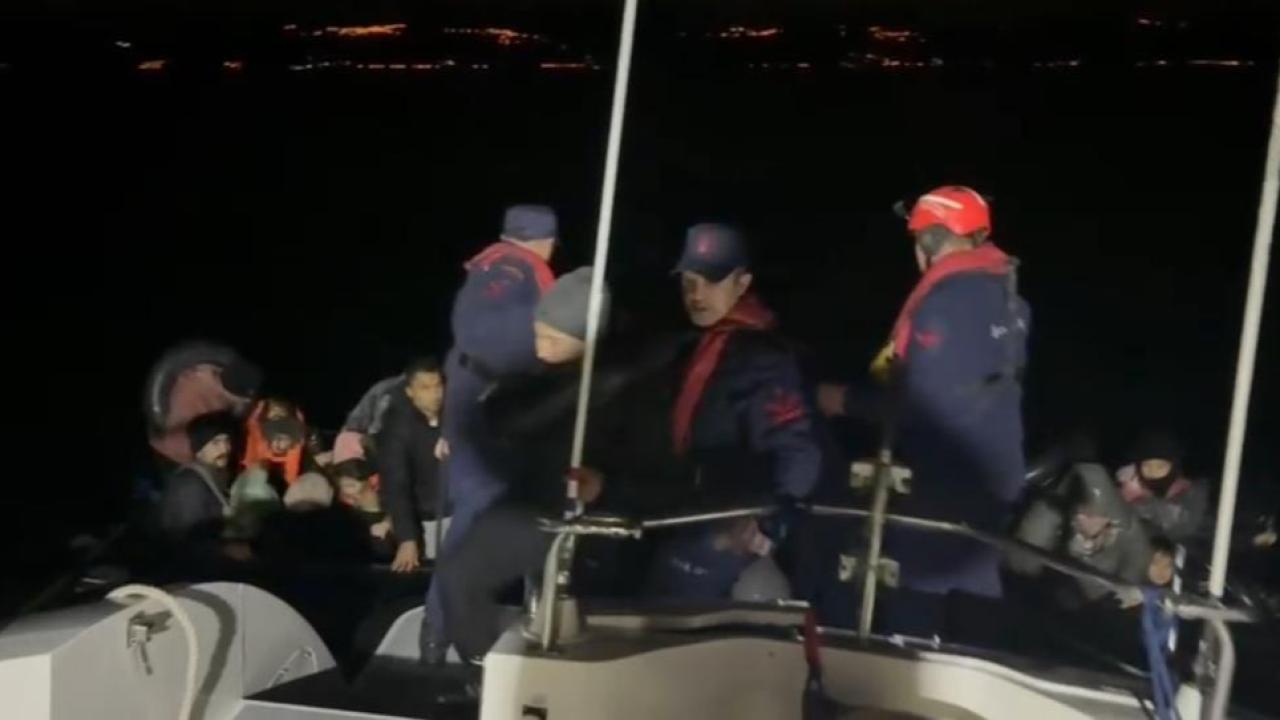 Ayvacık açıklarında 30 kaçak göçmen yakalandı