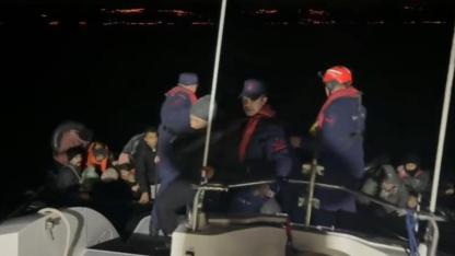 Ayvacık açıklarında 30 kaçak göçmen yakalandı