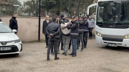 Babasını Baltayla Öldürüp Cesedini Havuz Deposuna Sakladı!