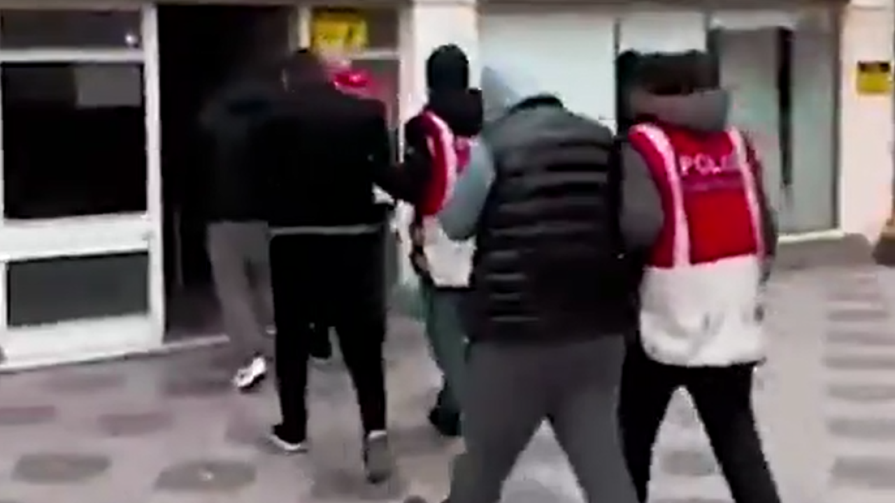 Çanakkale'de Kaçakçılara Darbe: 2 Dev Operasyon, 5 Tutuklama!