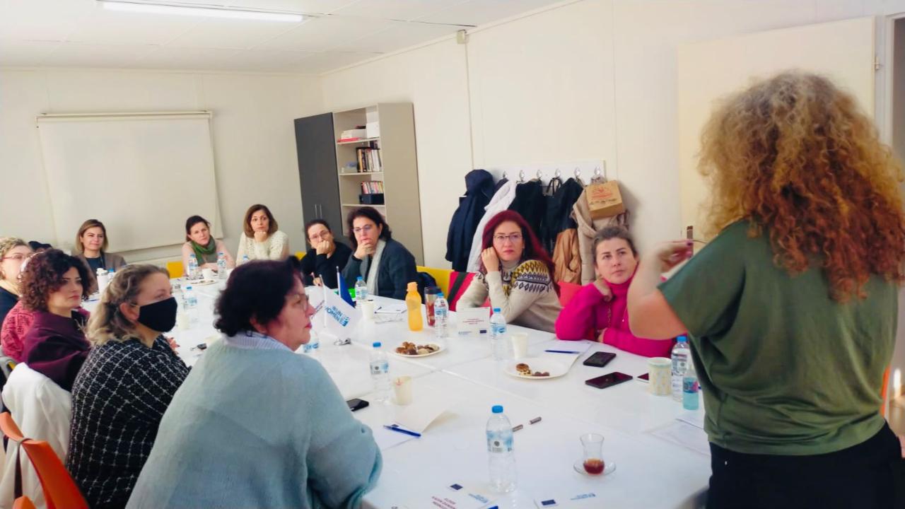 Çanakkale'de Kadın Danışma Merkezi eğitimi