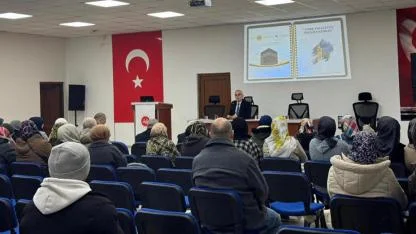 Çanakkale’de Mukaddes Yolculuk Heyecanı! Umre Yolcuları İçin 'Bilinçli İbadet' Eğitimi