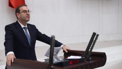 Çanakkale’de "Rıdvan Uz" Fırtınası! Ankette Rakiplerine Fark Atarak Zirveye Yerleşti.