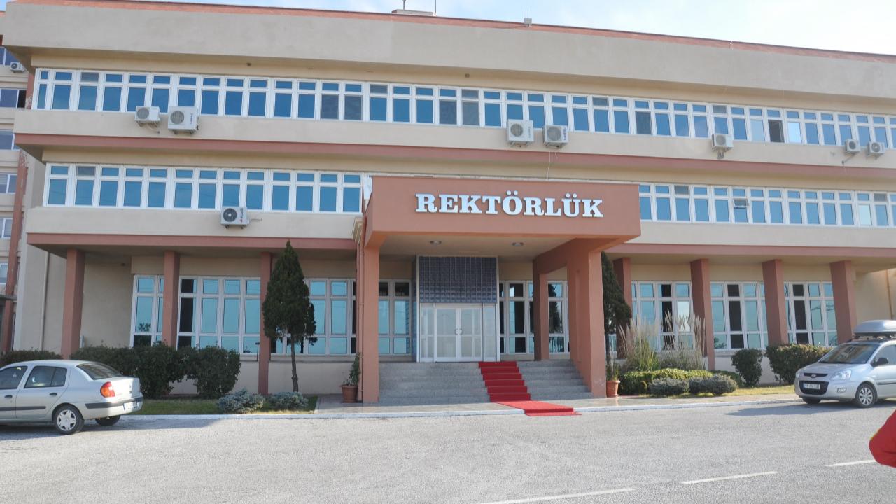 ÇOMÜ’de 'Sahte Belge' Alarmı: Rektörlük Düğmeye Bastı, Görevden Uzaklaştırmalar Başladı!