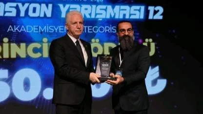 ÇOMÜ’den Tıp Dünyasında Devrim! Doç. Dr. Adem Polat’a İstanbul’da Birincilik Ödülü