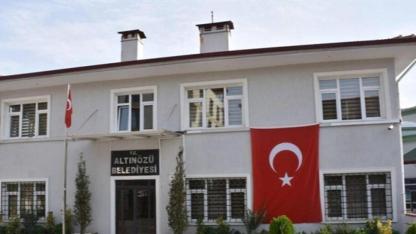 Deprem Sonrası En Büyük Satışlardan Biri: Altınözü Belediyesi 24 Taşınmazı Satıyor