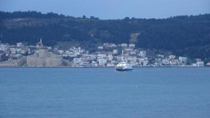 Fırtına Gitti, Trafik Geldi: Çanakkale Boğazı'nda 45 Saat Sonra Boğaz Hattı Gemi Geçişlerine Açıldı