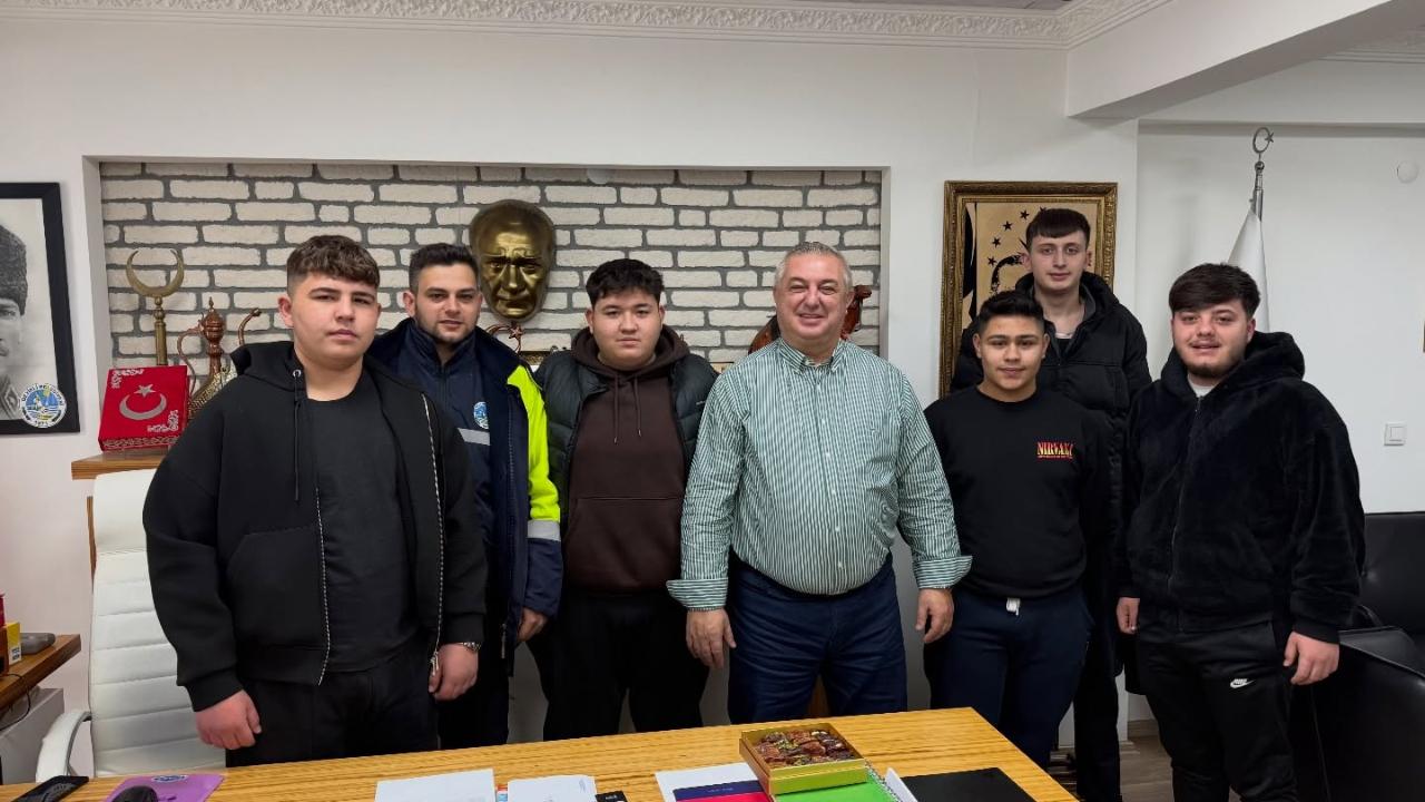 Geyikli’de Ramazan Hazırlığı: Sahur Geleneği Gençlere Emanet!