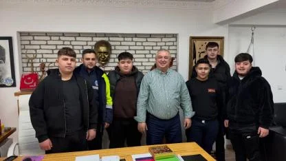 Geyikli’de Ramazan Hazırlığı: Sahur Geleneği Gençlere Emanet!